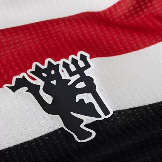 Manchester united third player